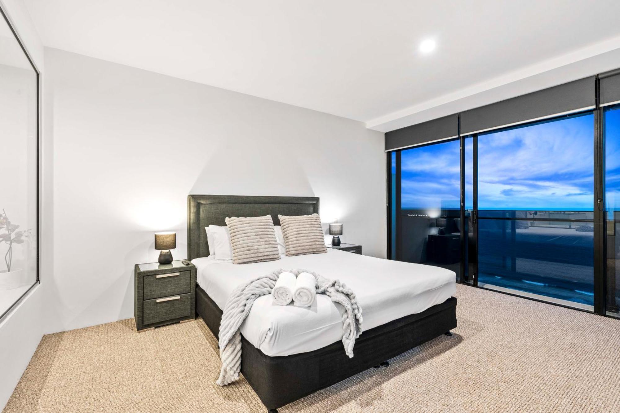 Ocean View Apartments With Balcony - Circle On Cavill - Central Location! - Self Contained & Privately Managed Gold Coast Exterior foto